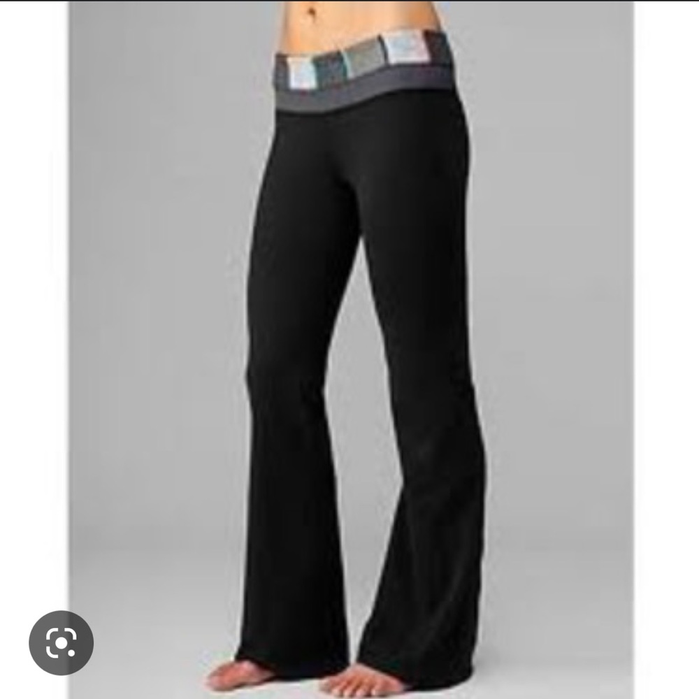 COPY - Lululemon Yoga Pants